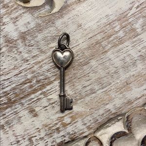 Tiffany and go key charm